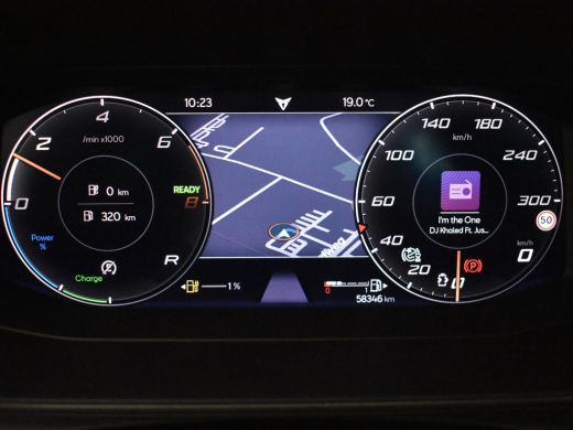 CUPRA Leon 1.4 e-Hybrid VZ Business l Pano Dak l Camera | Supersport Stuur l Adapt. CrControl l Elektr. Stoe... ActivLease financial lease