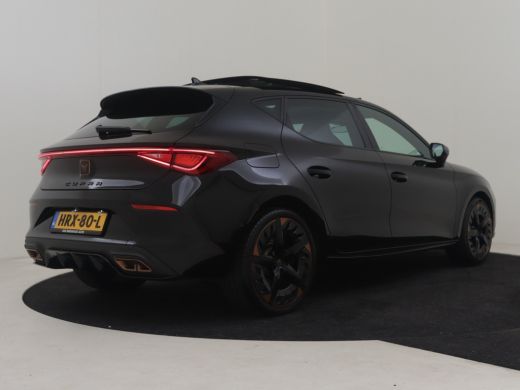 CUPRA Leon 1.4 e-Hybrid VZ Business l Pano Dak l Camera | Supersport Stuur l Adapt. CrControl l Elektr. Stoe... ActivLease financial lease
