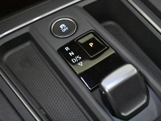 CUPRA Leon 1.4 e-Hybrid VZ Business l Pano Dak l Camera | Supersport Stuur l Adapt. CrControl l Elektr. Stoe... ActivLease financial lease
