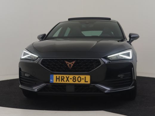 CUPRA Leon 1.4 e-Hybrid VZ Business l Pano Dak l Camera | Supersport Stuur l Adapt. CrControl l Elektr. Stoe... ActivLease financial lease