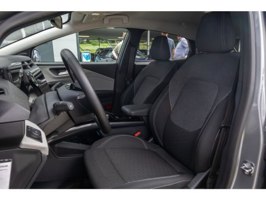 Ford Puma Gen-E 44 kWh | Winterpack | Achteruitrijcamera | Cruise Control | Apple Carplay/Android Auto | Achterui... ActivLease financial lease