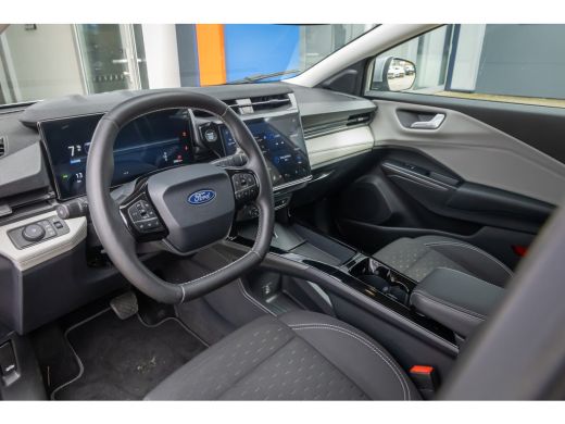 Ford Puma Gen-E 44 kWh | Winterpack | Achteruitrijcamera | Cruise Control | Apple Carplay/Android Auto | Achterui... ActivLease financial lease