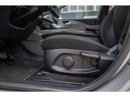Ford Puma Gen-E 44 kWh | Winterpack | Achteruitrijcamera | Cruise Control | Apple Carplay/Android Auto | Achterui... ActivLease financial lease