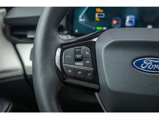 Ford Puma Gen-E 44 kWh | Winterpack | Achteruitrijcamera | Cruise Control | Apple Carplay/Android Auto | Achterui... ActivLease financial lease