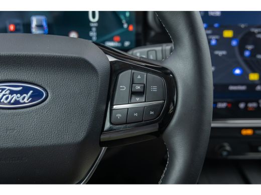 Ford Puma Gen-E 44 kWh | Winterpack | Achteruitrijcamera | Cruise Control | Apple Carplay/Android Auto | Achterui... ActivLease financial lease