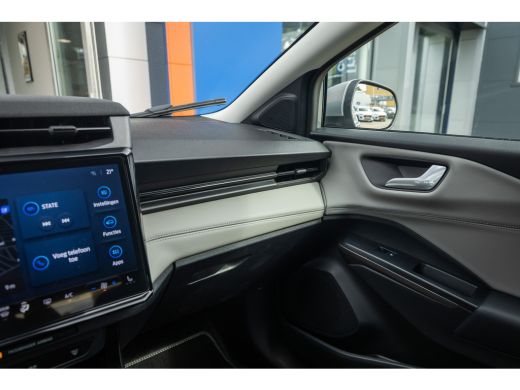 Ford Puma Gen-E 44 kWh | Winterpack | Achteruitrijcamera | Cruise Control | Apple Carplay/Android Auto | Achterui... ActivLease financial lease