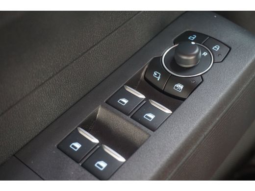 Ford Tourneo Courier Courier Titanium | Achterlichten LED | BLIS met Cross Traffic Alert &bull; | Beglazing achter verduist... ActivLease financial lease