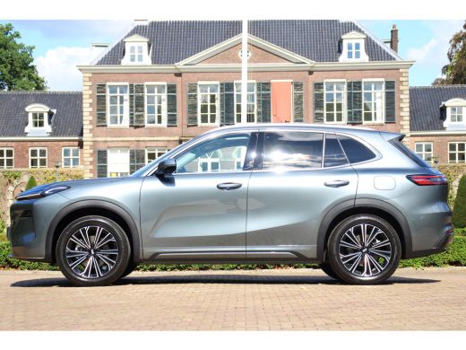 Geely Starray EM-i MAX+ | DIRECT LEVERBAAR | BOMVOL! | MASSAGE ZETELS | PANO DAK | PREMIUM AUDIO | 360 CAMERA | STOE... ActivLease financial lease