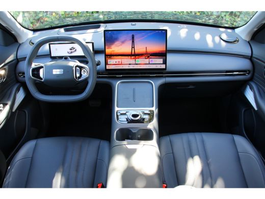 Geely Starray EM-i MAX+ | DIRECT LEVERBAAR | BOMVOL! | MASSAGE ZETELS | PANO DAK | PREMIUM AUDIO | 360 CAMERA | STOE... ActivLease financial lease