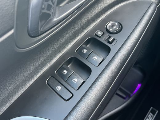 Hyundai i20 1.0 T-GDI 100pk Premium | Camera | Carplay | Premium audio | Cruise controle | Navigatie | 17'' v... ActivLease financial lease