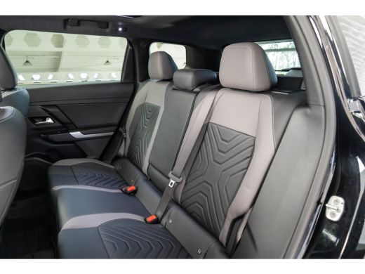 Jeep Compass 1.2 e-Hybrid First Edition | Tot 8 Jaar Garantie | Panoramadak | Elektrische Stoelverstelling | E... ActivLease financial lease