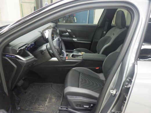 Jeep Compass 1.2 e-Hybrid First Edition | Tot 8 Jaar Garantie | Panoramadak | Elektrische Stoelverstelling | E... ActivLease financial lease