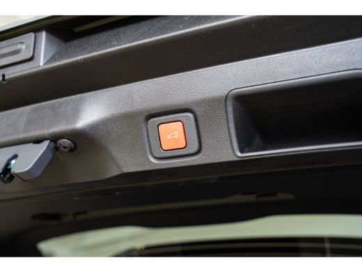 Jeep Compass 1.2 e-Hybrid First Edition | Tot 8 Jaar Garantie | Panoramadak | Elektrische Stoelverstelling | E... ActivLease financial lease