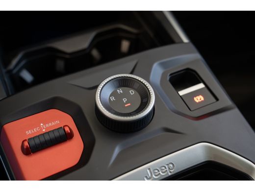 Jeep Compass 1.2 e-Hybrid First Edition | Tot 8 Jaar Garantie | Panoramadak | Elektrische Stoelverstelling | E... ActivLease financial lease