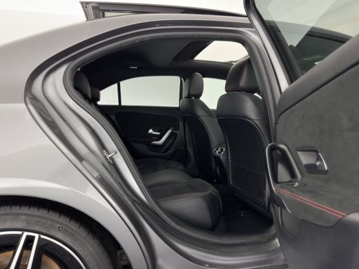 Mercedes-Benz A-Klasse 200 AMG-Styling Business Solution (INCL-BTW) Aut. *PANO | LEATHER-MICROFIBRE | FULL-LED | HEATED-... ActivLease financial lease