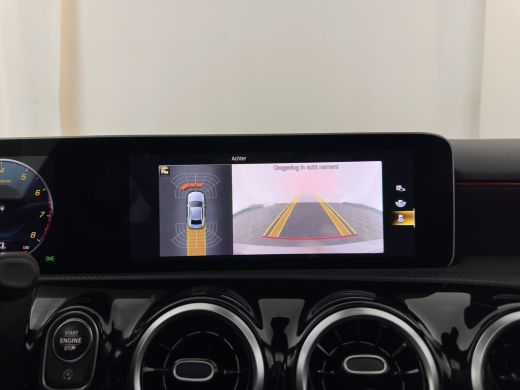 Mercedes-Benz A-Klasse 200 AMG-Styling Business Solution (INCL-BTW) Aut. *PANO | LEATHER-MICROFIBRE | FULL-LED | HEATED-... ActivLease financial lease