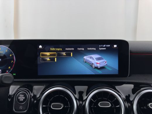 Mercedes-Benz A-Klasse 200 AMG-Styling Business Solution (INCL-BTW) Aut. *PANO | LEATHER-MICROFIBRE | FULL-LED | HEATED-... ActivLease financial lease