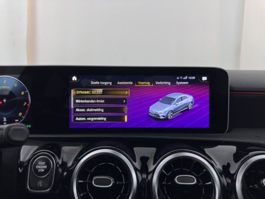 Mercedes-Benz A-Klasse 200 AMG-Styling Business Solution (INCL-BTW) Aut. *PANO | LEATHER-MICROFIBRE | FULL-LED | HEATED-... ActivLease financial lease