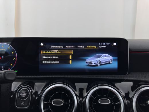 Mercedes-Benz A-Klasse 200 AMG-Styling Business Solution (INCL-BTW) Aut. *PANO | LEATHER-MICROFIBRE | FULL-LED | HEATED-... ActivLease financial lease