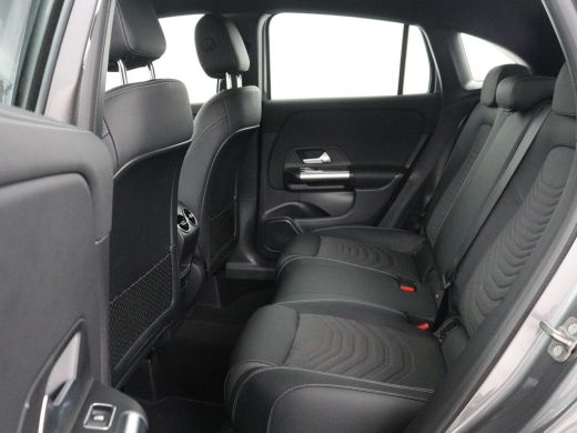 Mercedes-Benz GLA 250 e Luxury Line | SOH 92,9% | Half leder | Memory | Stoelverwarming | Adaptive cruise | Sfeerve... ActivLease financial lease