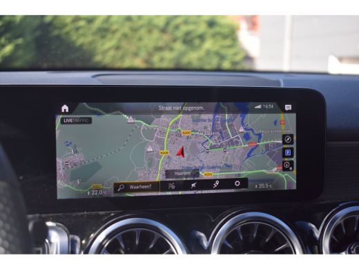 Mercedes-Benz GLB 180 AMG Line 7p | AMG Styling | Adaptief demping systeem | Dode-hoek detectie | Elektrisch schuif... ActivLease financial lease
