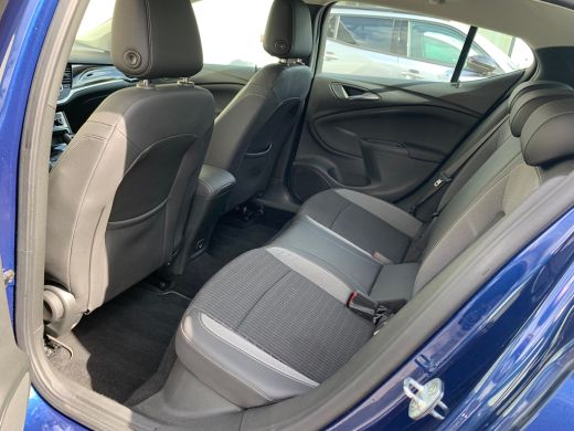 Opel Astra 1.4 Business Elegance Airco | Camera | Cruise Control | DAB | Keyless | LED | LMV 16" | PDCV V&A ... ActivLease financial lease