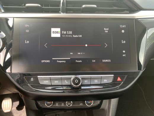 Opel Corsa 1.2 Elegance Airco | Camera | Cruise Control | DAB | Keyless | LED | LMV 16" | Navi | PDC V&A | ActivLease financial lease