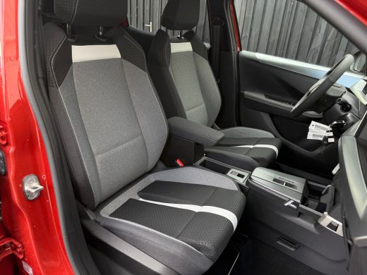 Opel Frontera 1.2 Turbo Hybrid GS | CAMERA ACHTER| STOEL, STUUR & VOORRUITVERWARMING| PARKEERSENSOREN V&A| CRUI... ActivLease financial lease