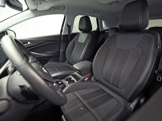 Opel Grandland 1.6 Turbo Plug-In Hybrid Elegance 224Pk Automaat (VIRTUAL COCKPIT, SOH 98,3%, APPLE CARPLAY, GROO... ActivLease financial lease