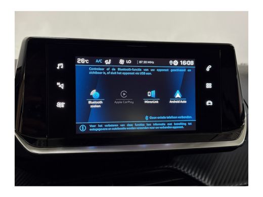 Peugeot 208 1.2 PureTech Allure | Climate Control | Cruise Control | Carplay | Getint Glas | Achterbank in de... ActivLease financial lease