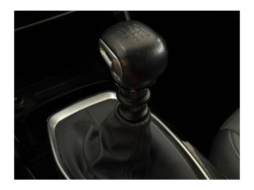 Peugeot 208 1.2 PureTech Allure | Climate Control | Cruise Control | Carplay | Getint Glas | Achterbank in de... ActivLease financial lease