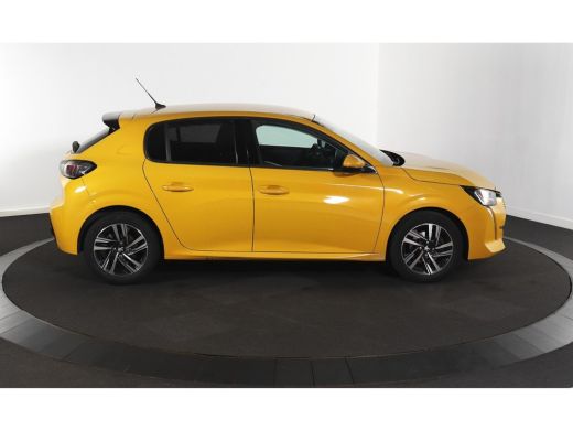 Peugeot 208 1.2 PureTech Allure | Climate Control | Cruise Control | Carplay | Getint Glas | Achterbank in de... ActivLease financial lease