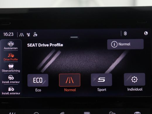 Seat Ibiza 1.0 EcoTSI FR Business Intense | Adaptive cruise | Camera | Carplay | Climate control | Stoelverw... ActivLease financial lease