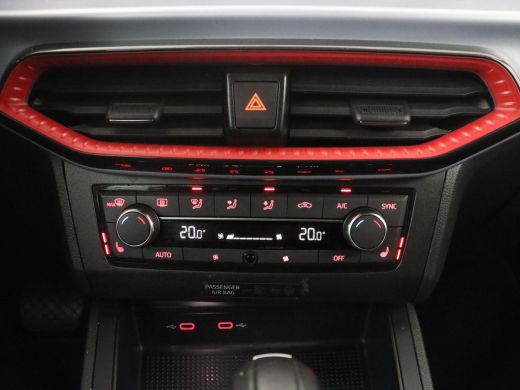 Seat Ibiza 1.0 EcoTSI FR Business Intense | Adaptive cruise | Camera | Carplay | Climate control | Stoelverw... ActivLease financial lease