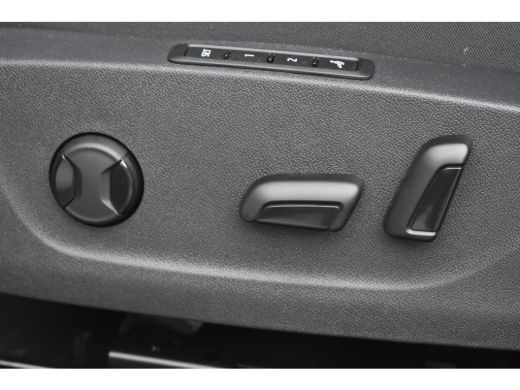 Skoda Enyaq iV Sportline | Chrome interieur accenten | Driving mode select | LED interieurverlichting inclusief ... ActivLease financial lease
