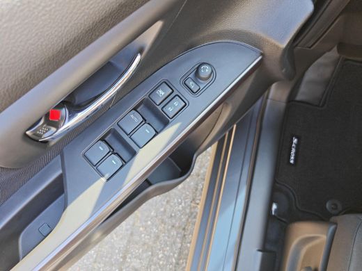 Suzuki S-Cross 1.4 Boosterjet Select Smart Hybrid ActivLease financial lease