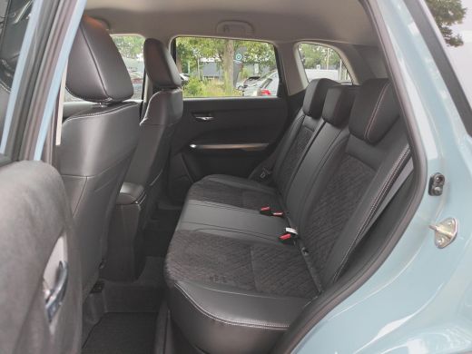 Suzuki Vitara 1.4 Boosterjet Smart Hybrid Style ActivLease financial lease