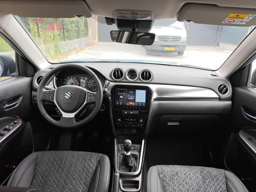Suzuki Vitara 1.4 Boosterjet Smart Hybrid Style ActivLease financial lease