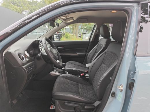 Suzuki Vitara 1.4 Boosterjet Smart Hybrid Style ActivLease financial lease