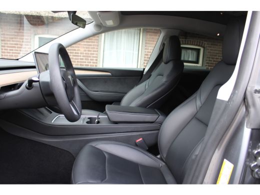 Tesla Model Y Long Range AWD 75 kWh SOh 92.9% NAVI LEER PANO ORG NL 69000KM!!! ActivLease financial lease