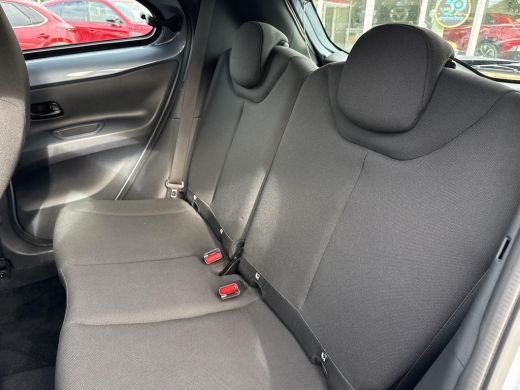 Toyota Aygo 1.0 VVT-i MT Play | CarPlay | Achteruitrijcamera ActivLease financial lease