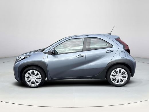 Toyota Aygo 1.0 VVT-i MT Play | CarPlay | Achteruitrijcamera ActivLease financial lease