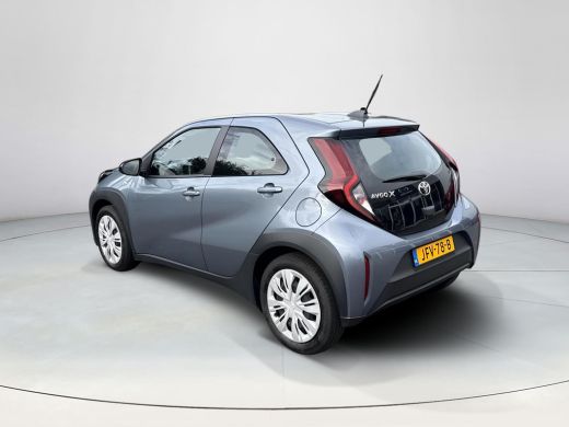 Toyota Aygo 1.0 VVT-i MT Play | CarPlay | Achteruitrijcamera ActivLease financial lease