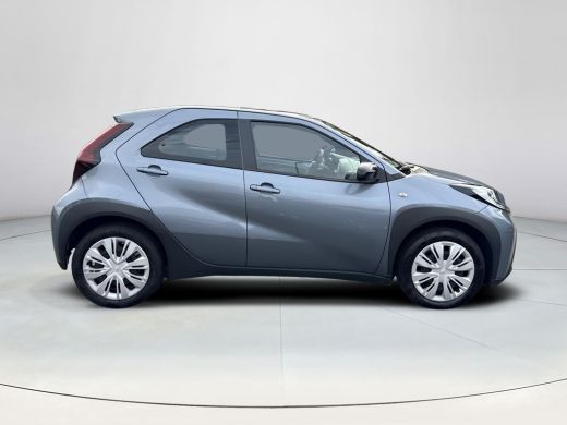Toyota Aygo 1.0 VVT-i MT Play | CarPlay | Achteruitrijcamera ActivLease financial lease