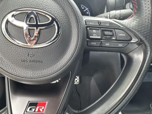 Toyota Yaris Cross 1.5 Hybrid GR Sport | 06-10141018 Voor meer informatie ActivLease financial lease