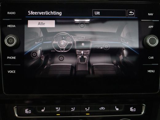 Volkswagen Arteon | Panoramadak | Leder/alcantara | Stoelverwarming | Adaptive cruise | Carplay | Sfeerverlichting ... ActivLease financial lease