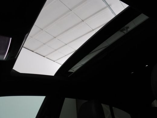 Volkswagen Arteon | Panoramadak | Leder/alcantara | Stoelverwarming | Adaptive cruise | Carplay | Sfeerverlichting ... ActivLease financial lease