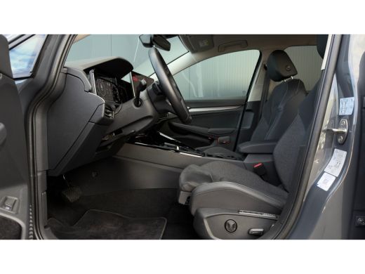 Volkswagen Golf 204pk 1.5 eHybrid Style Edition | Trekhaak | Adaptive Cruise | Camera | Carplay | ErgoComfort Sto... ActivLease financial lease