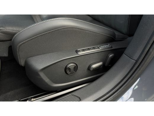 Volkswagen Golf 204pk 1.5 eHybrid Style Edition | Trekhaak | Adaptive Cruise | Camera | Carplay | ErgoComfort Sto... ActivLease financial lease