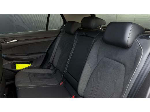 Volkswagen Golf 204pk 1.5 eHybrid Style Edition | Trekhaak | Adaptive Cruise | Camera | Carplay | ErgoComfort Sto... ActivLease financial lease